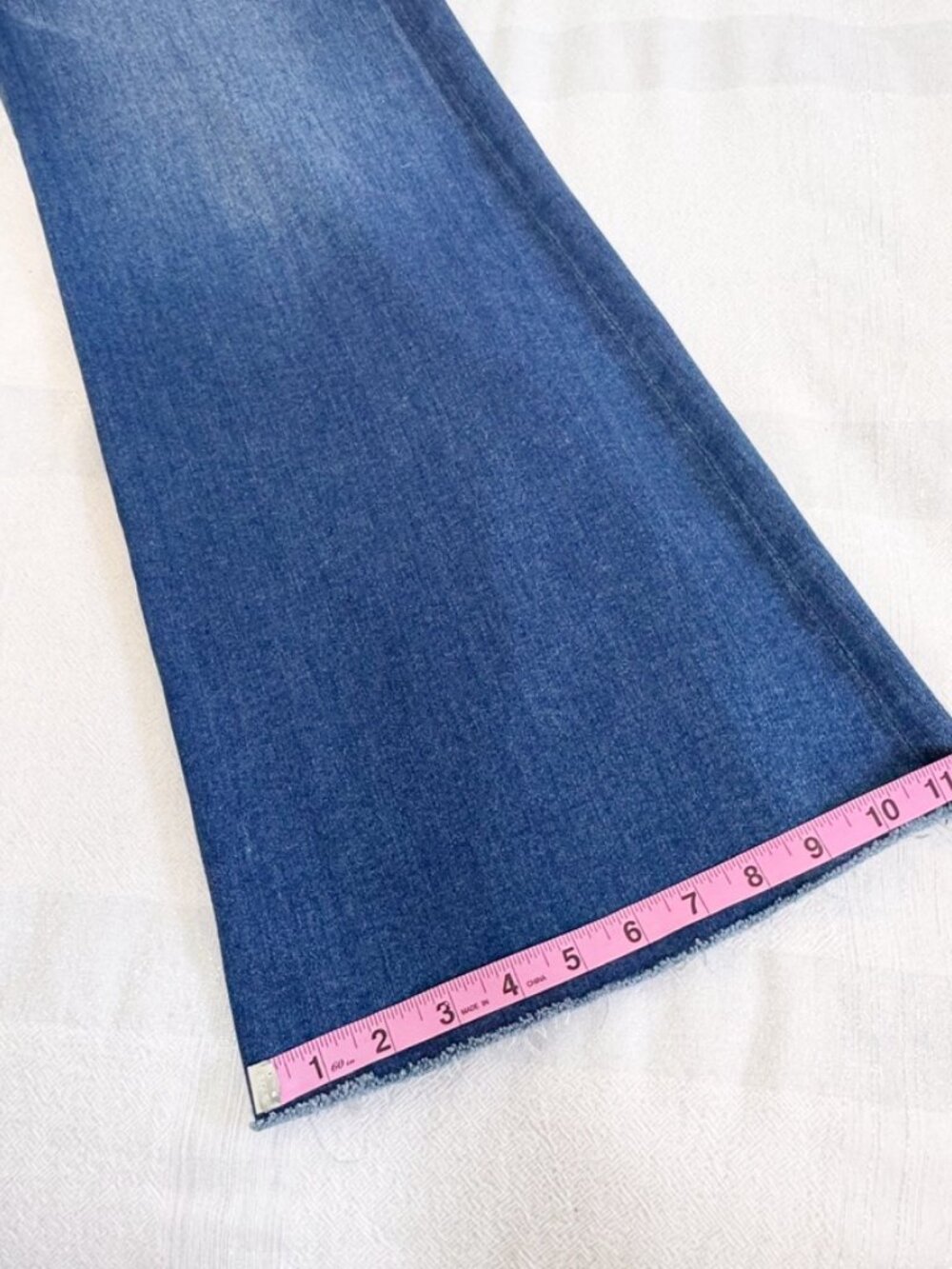 MOTHER The Roller Fray Balls Of Yarn Wide Leg Jeans Blue Size 29 - Picture 9 of 15